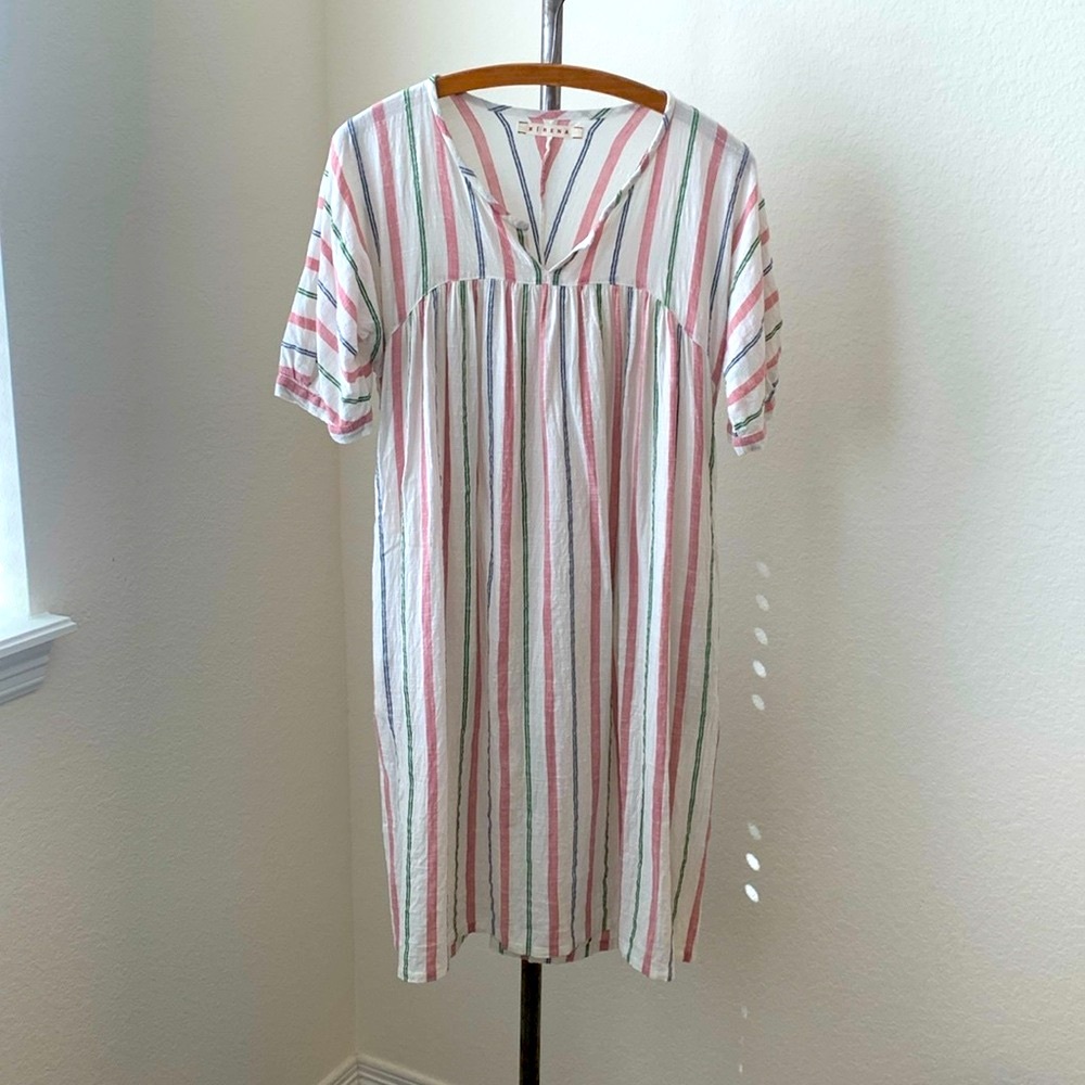 Xirena stripe linen cotton dress sz M cream blue pink green stripes Coastal
